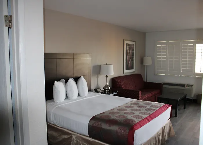 Hotel Infinity & Tempe
