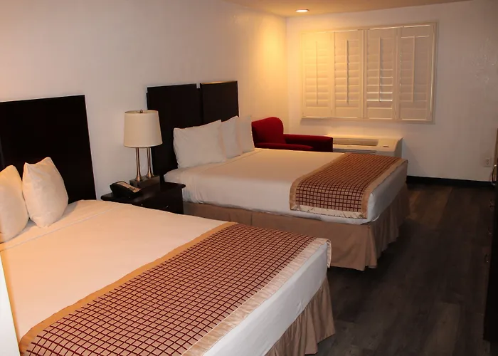 Infinity & Hotel Tempe